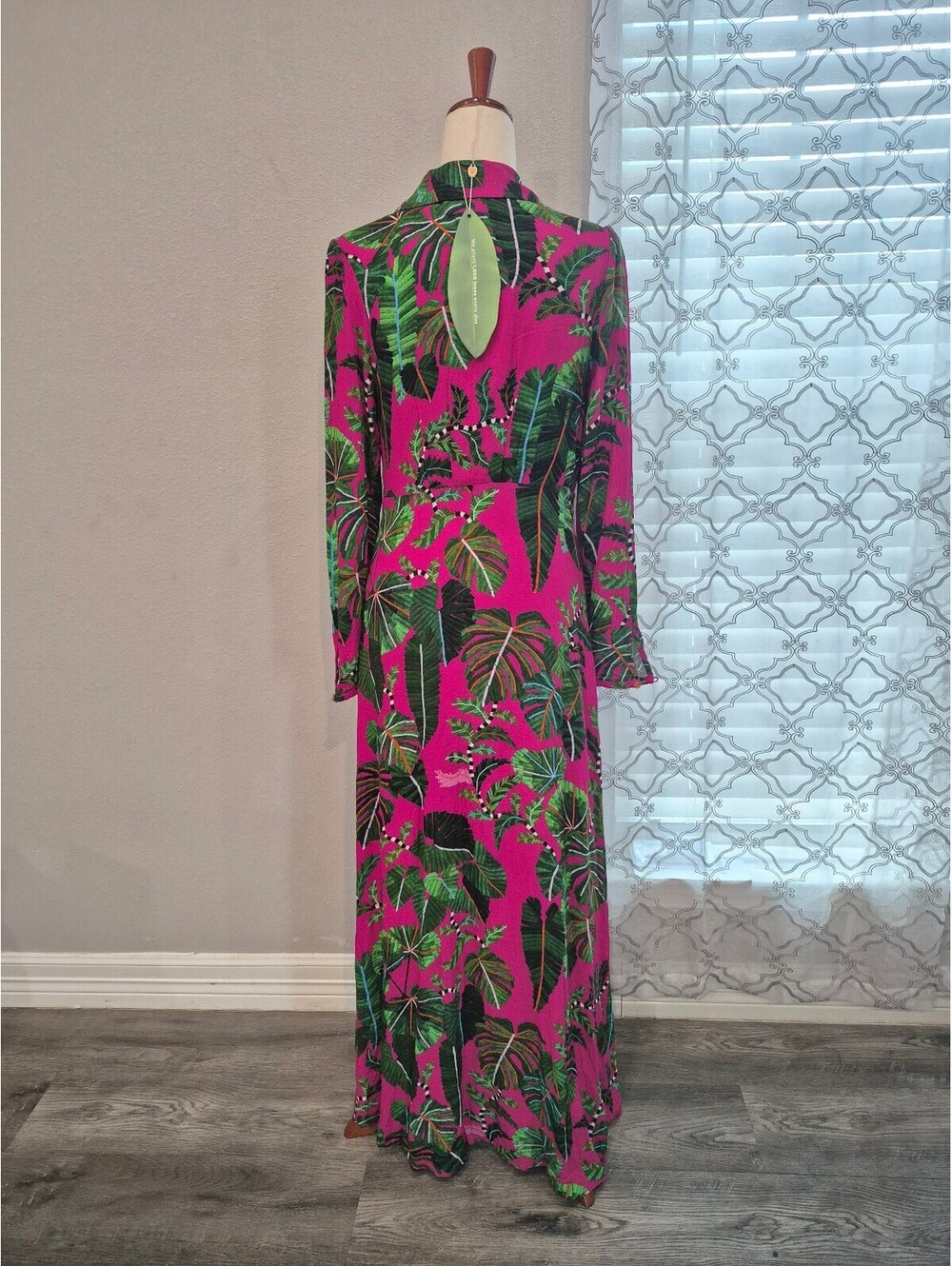 FARM RIO Pink Leaves Maxi Dress Size Medium New with tag - Picture 3 of 7